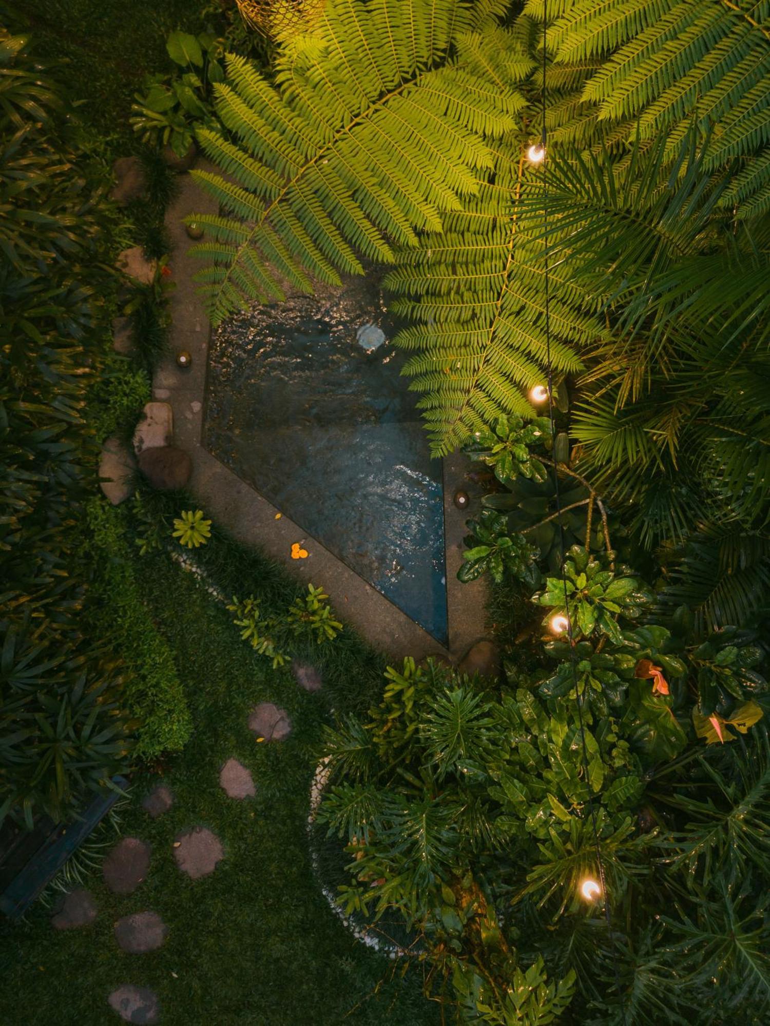 Вилла Arcada Bali Bamboo House Сидемен Экстерьер фото