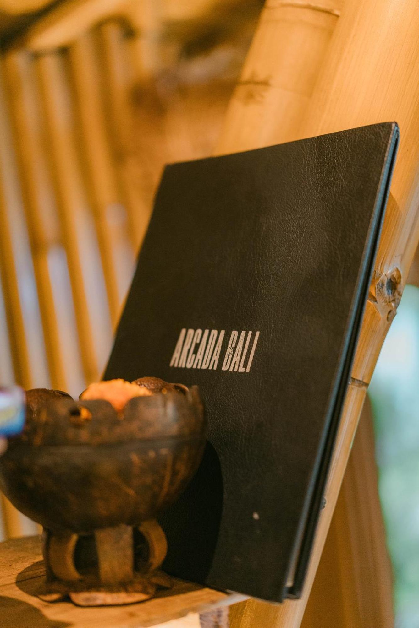 Вилла Arcada Bali Bamboo House Сидемен Экстерьер фото