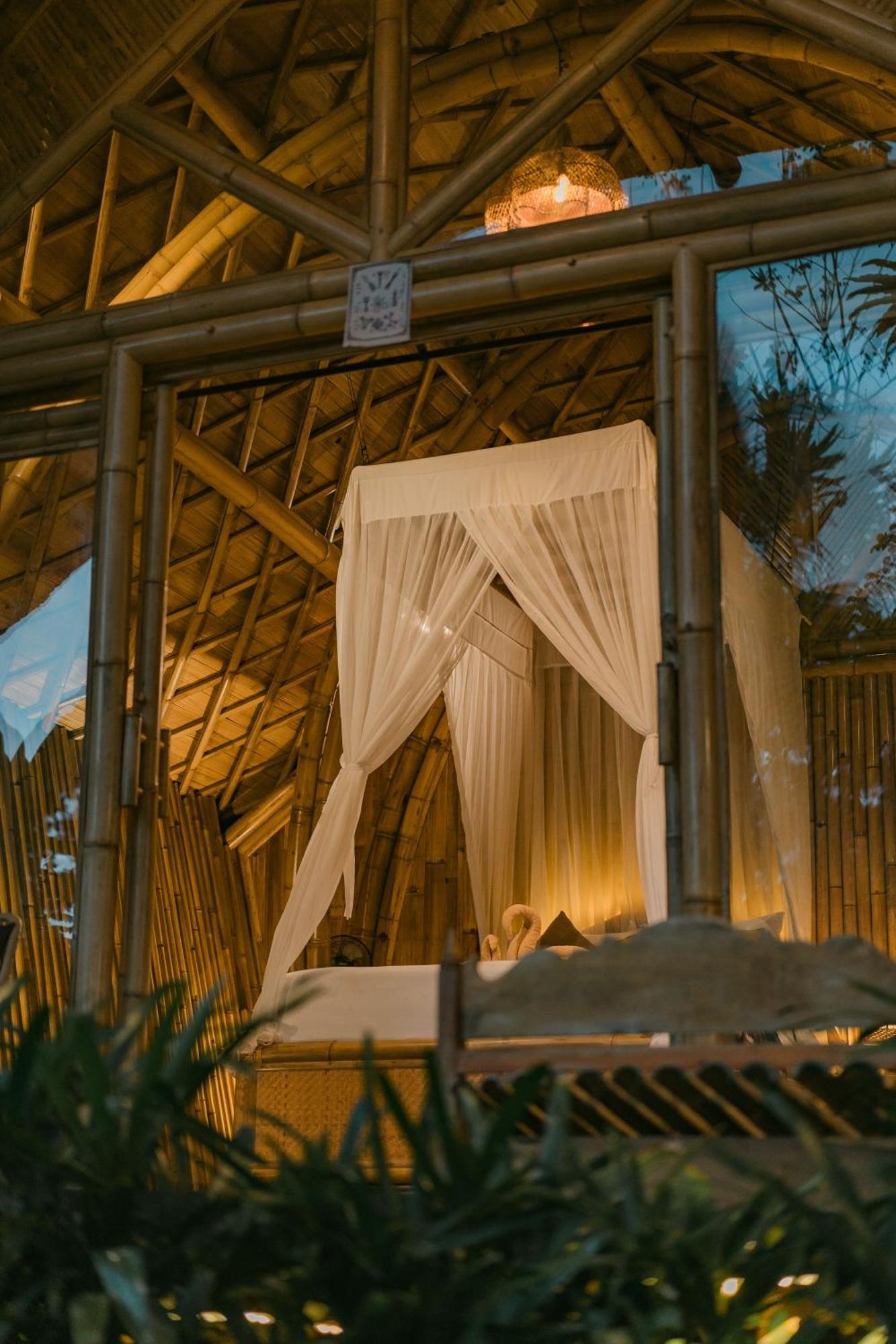 Вилла Arcada Bali Bamboo House Сидемен Экстерьер фото